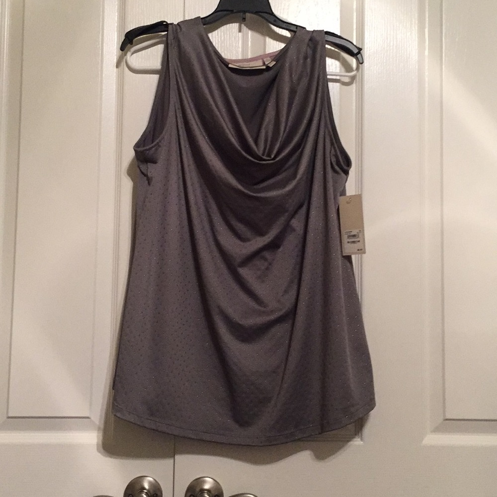 Elegant gray silver dot